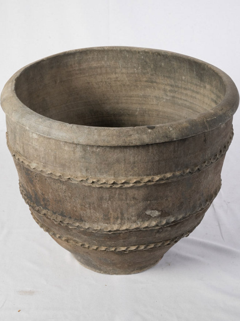 Monumental 18th Century Spanish Black Clay Jar - 22½"