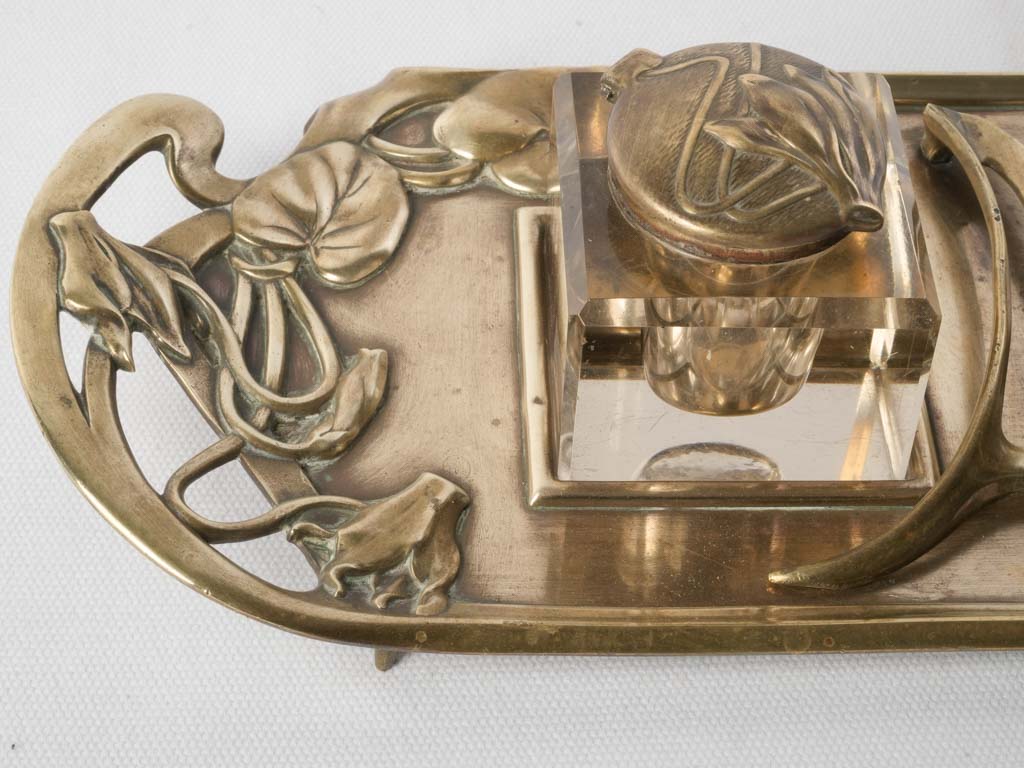 Sophisticated smoked glass brass inkwells