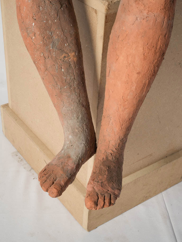 Visible seam construction sculpture  