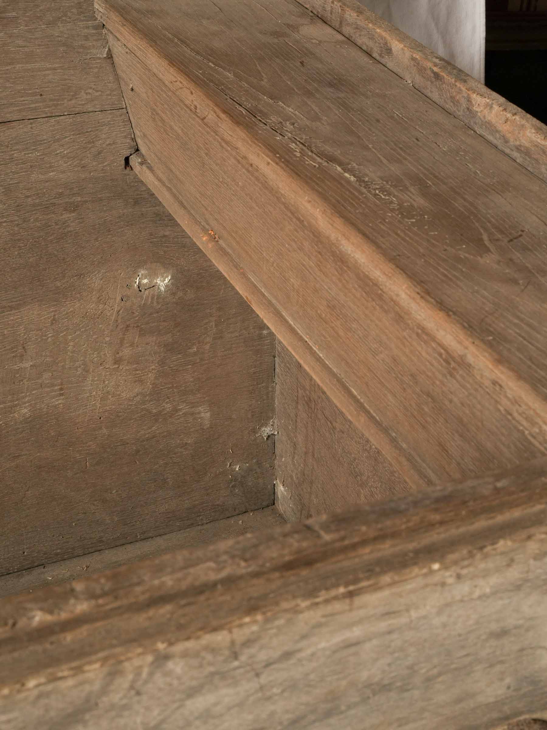 Rustic coastal farmhouse trunk  