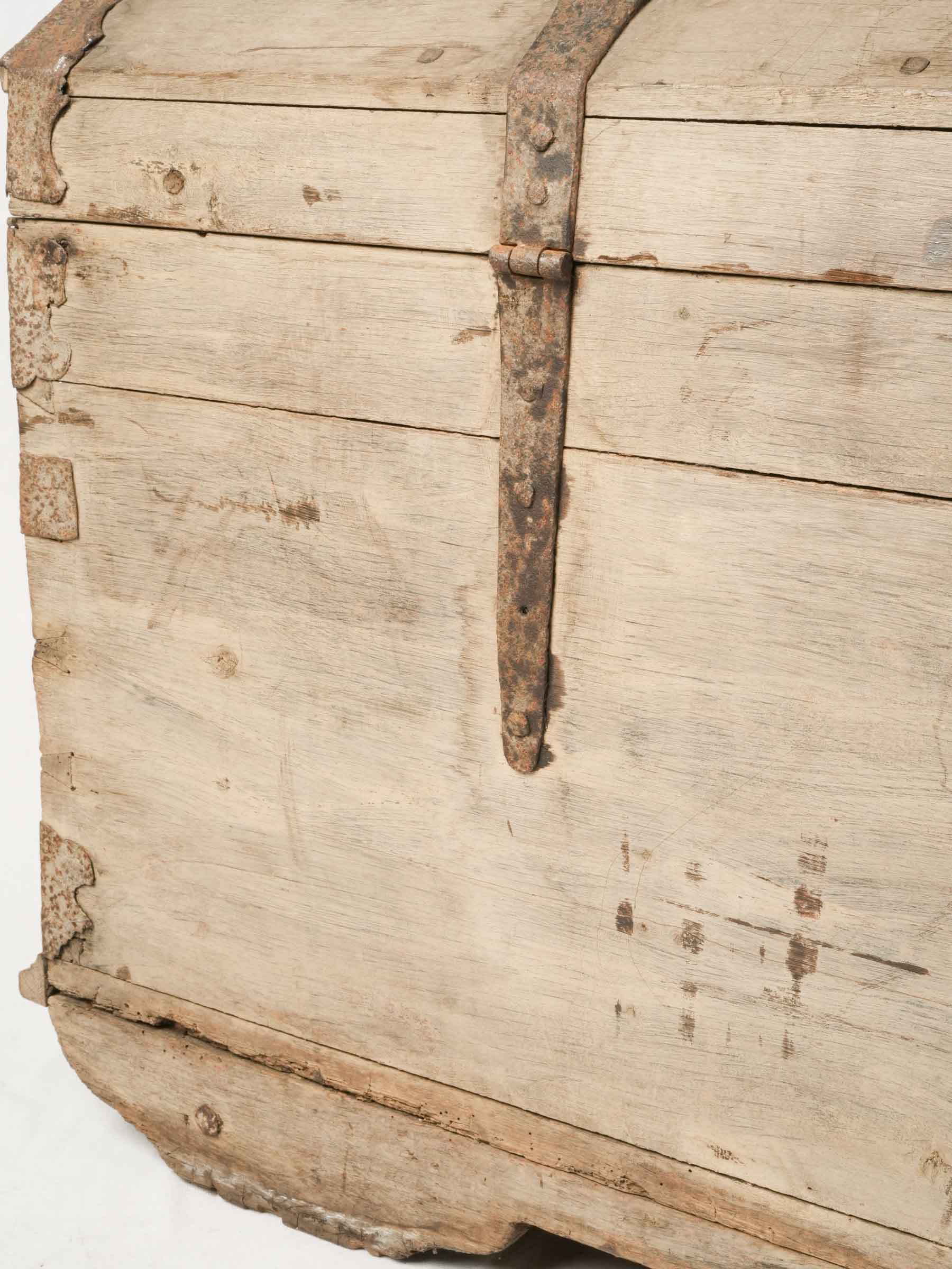 Exquisite period-piece French chest  