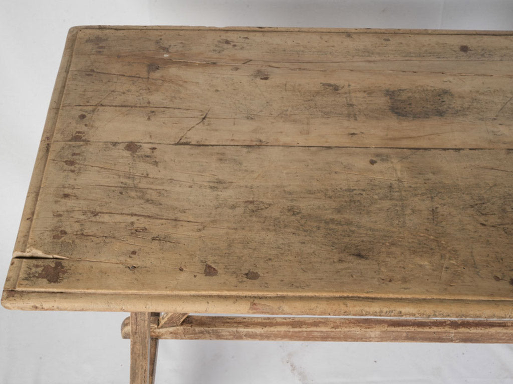 Vernacular craftsmanship mountain table