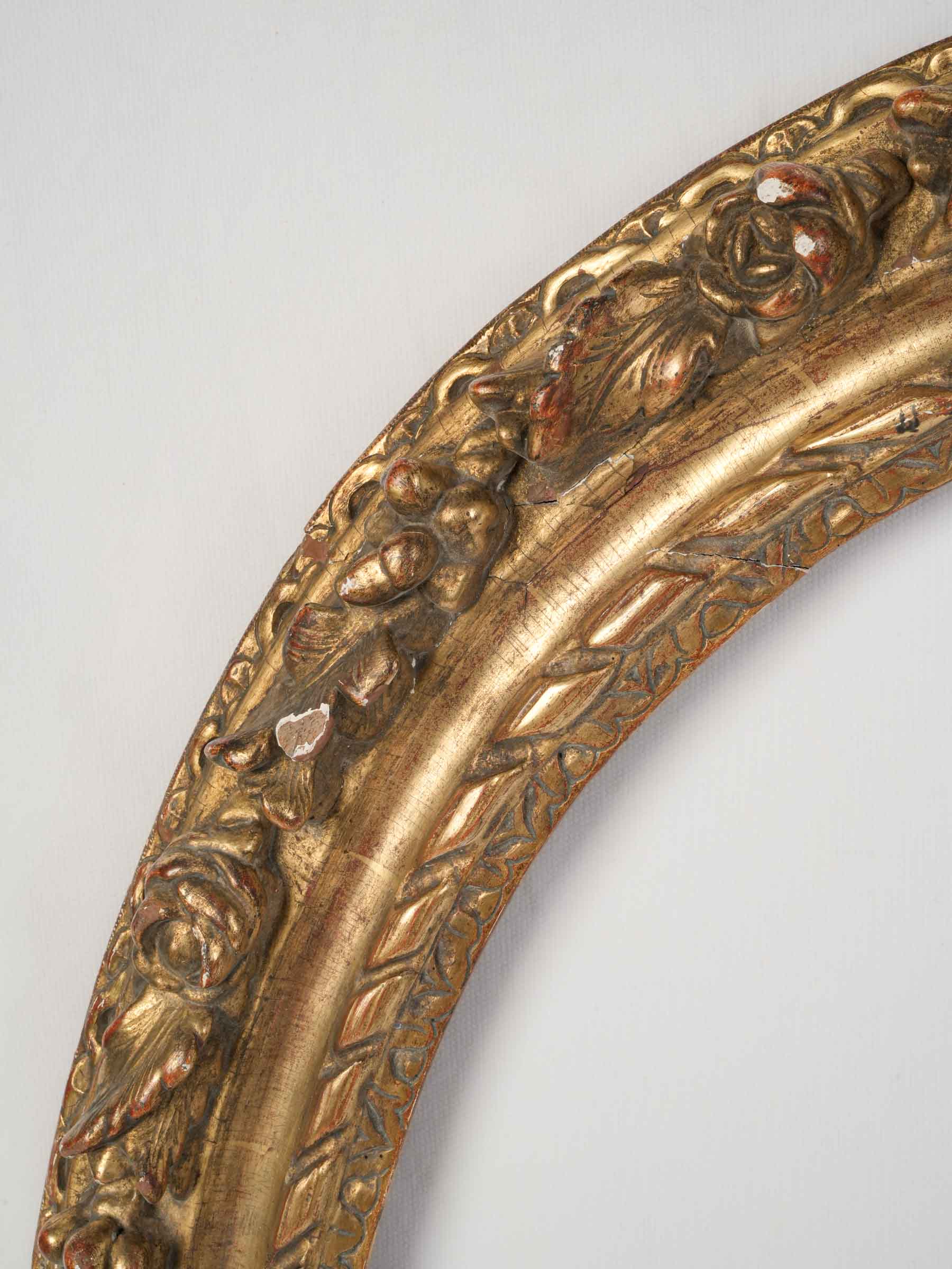 Large French Louis XIII-Style Carved Gilt Oak Oval Frame, circa 1680 - 35½"x 30¾"