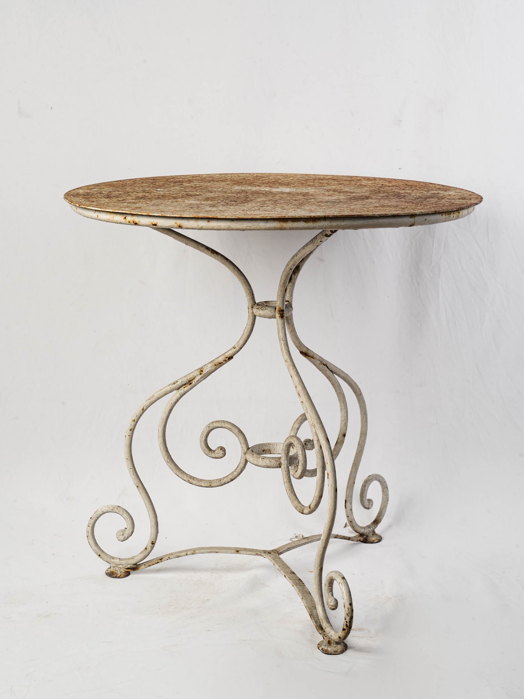 French Wrought-Iron Garden Table with Graceful Scrollwork, Early 20th Century - 28¼" x 28¾"