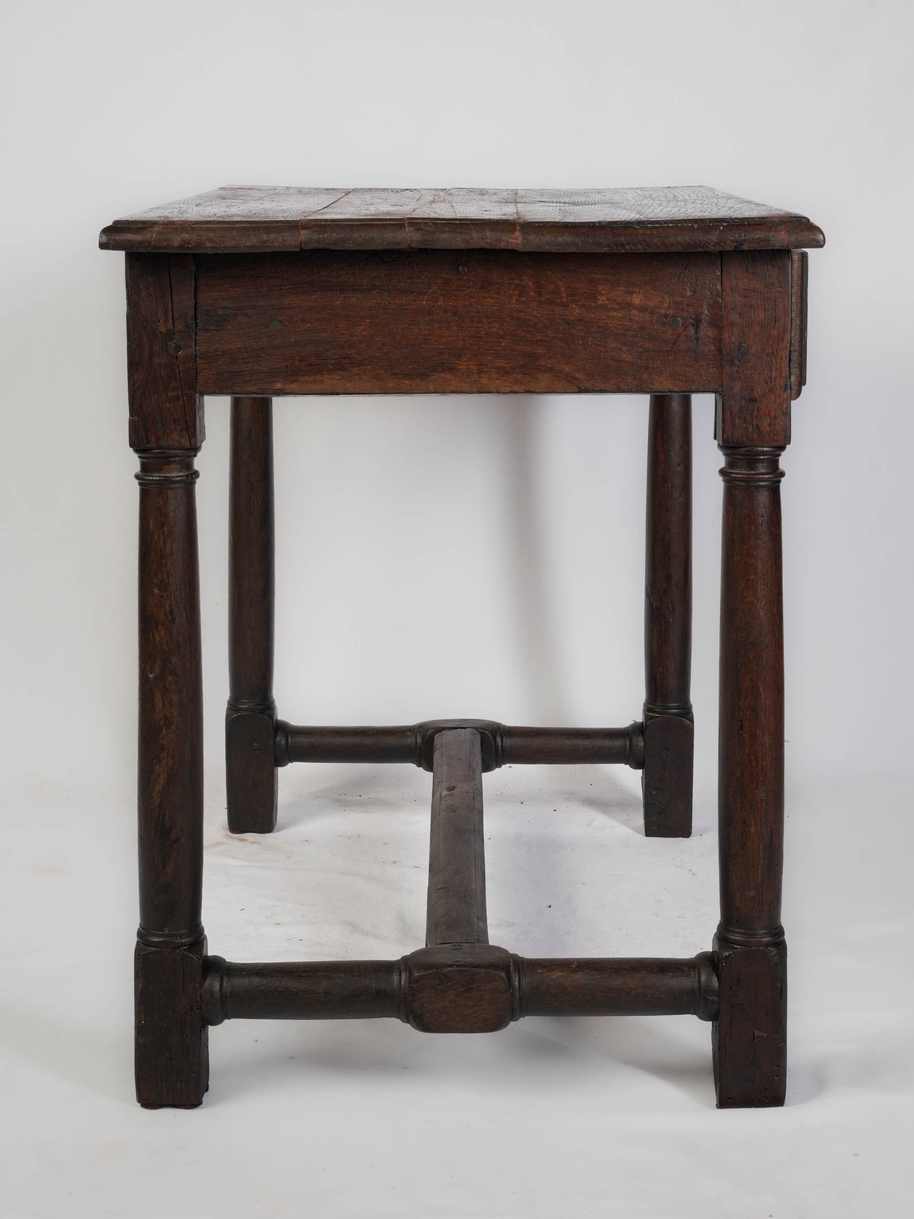Louis XIII style table