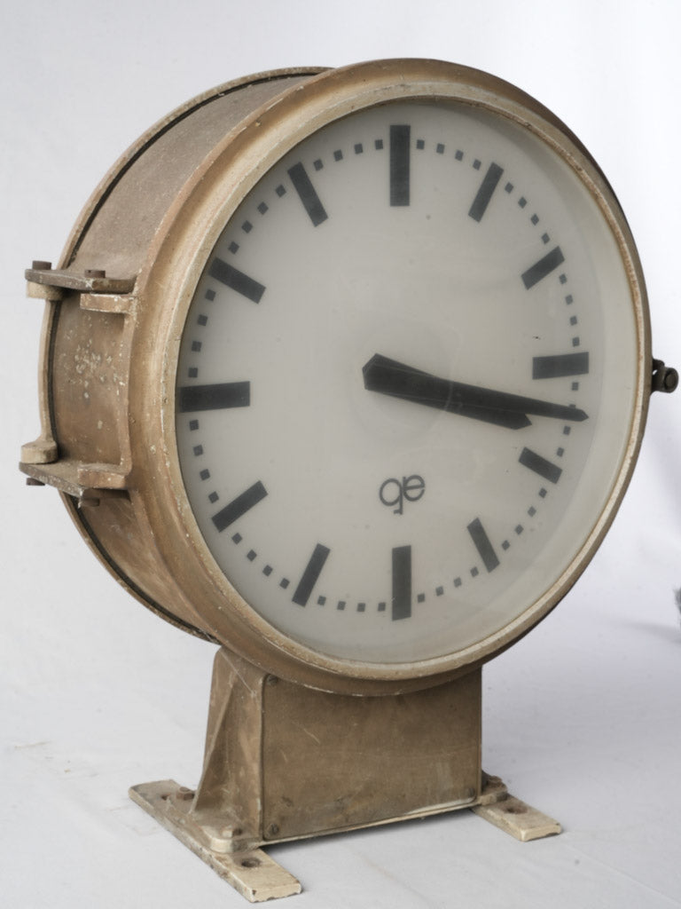 Illuminated retro industrial clock  