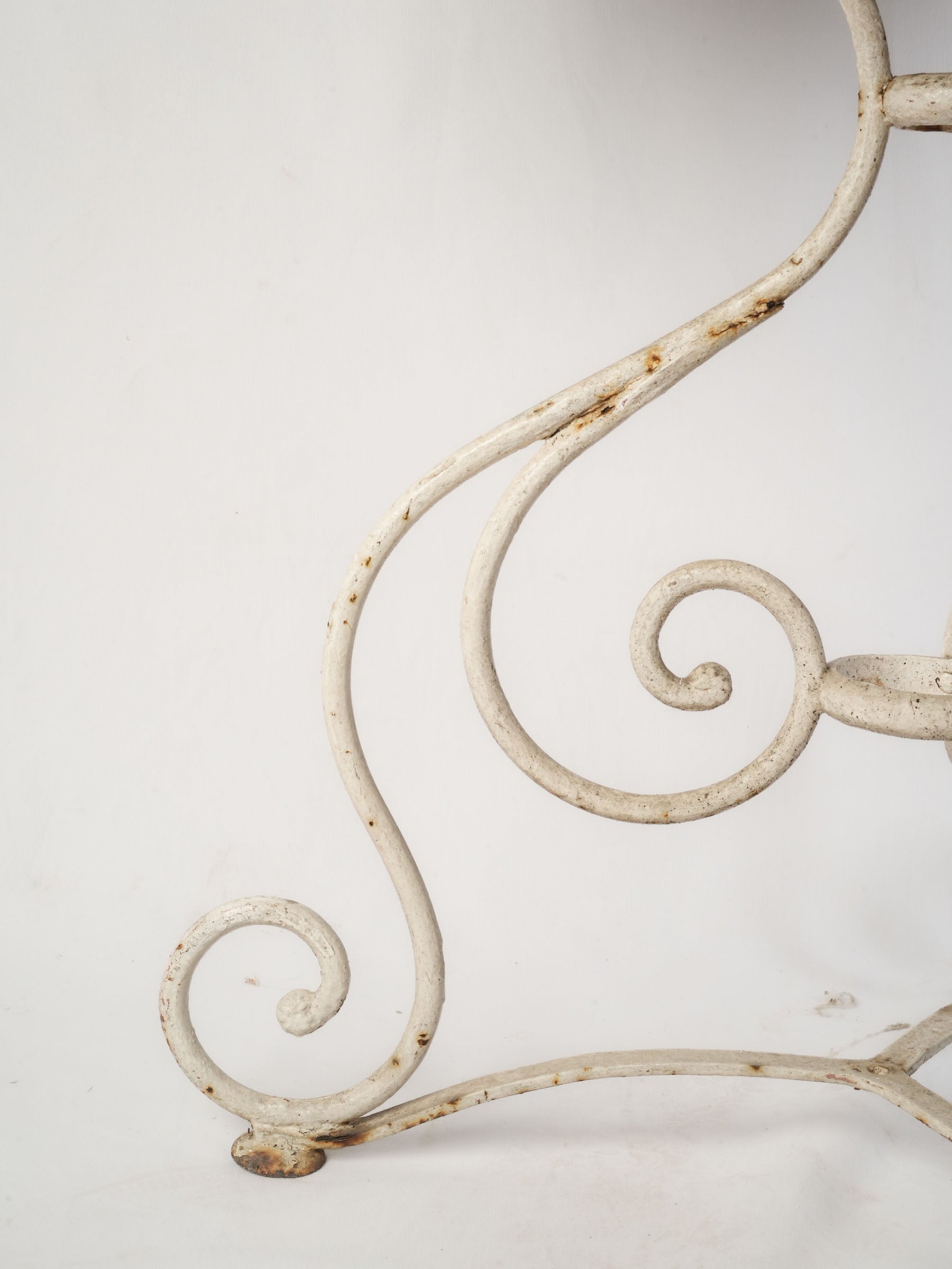 French Wrought-Iron Garden Table with Graceful Scrollwork, Early 20th Century - 28¼" x 28¾"