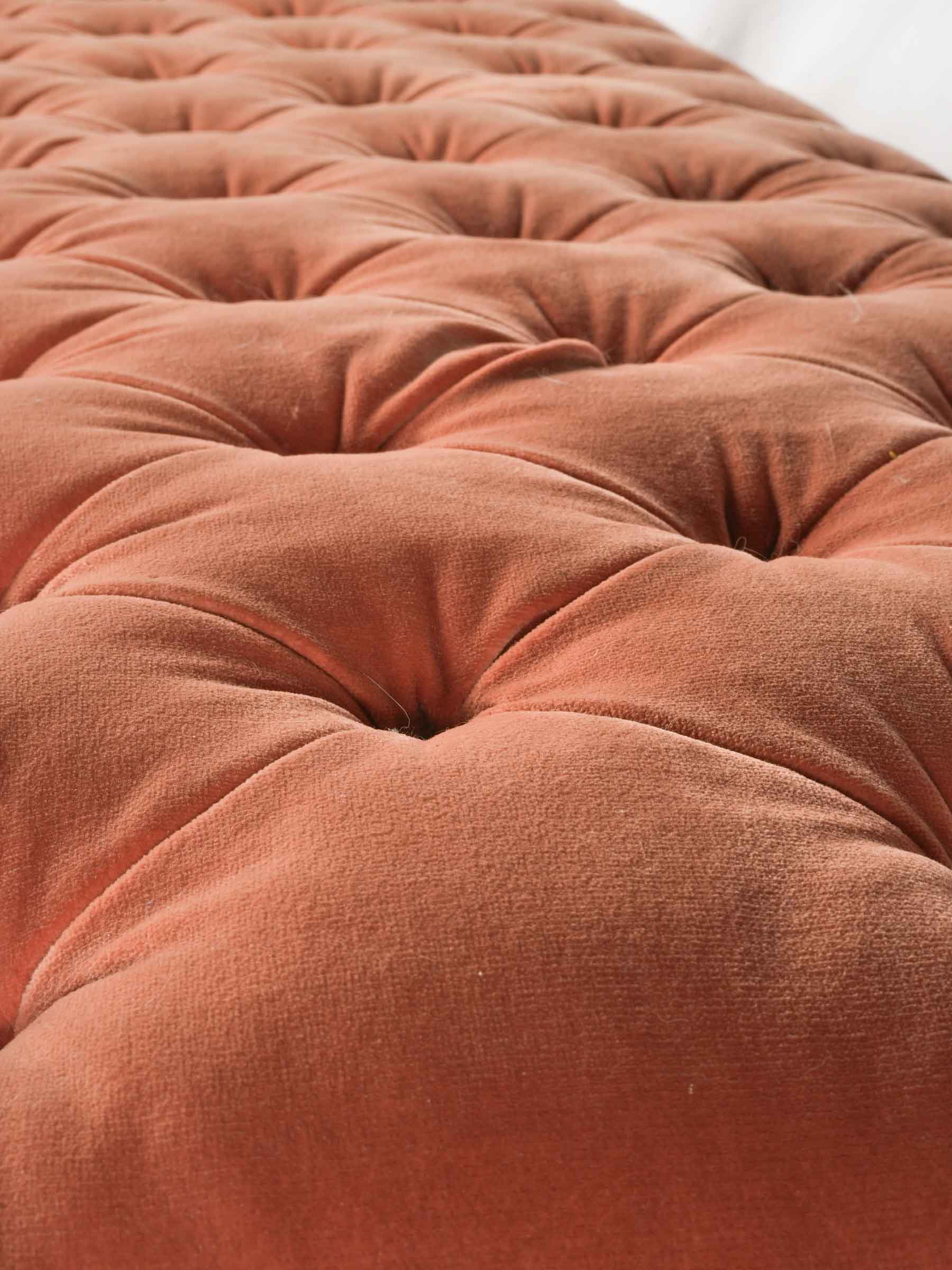 Pair of Opulent Italian Terracotta Velvet Storage Ottomans, Att. to Renzo Mongiardino, Late 20th Century - 54¼"