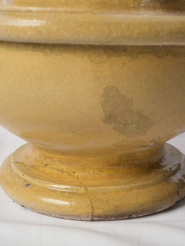 Timeless Languedoc style garden pot
