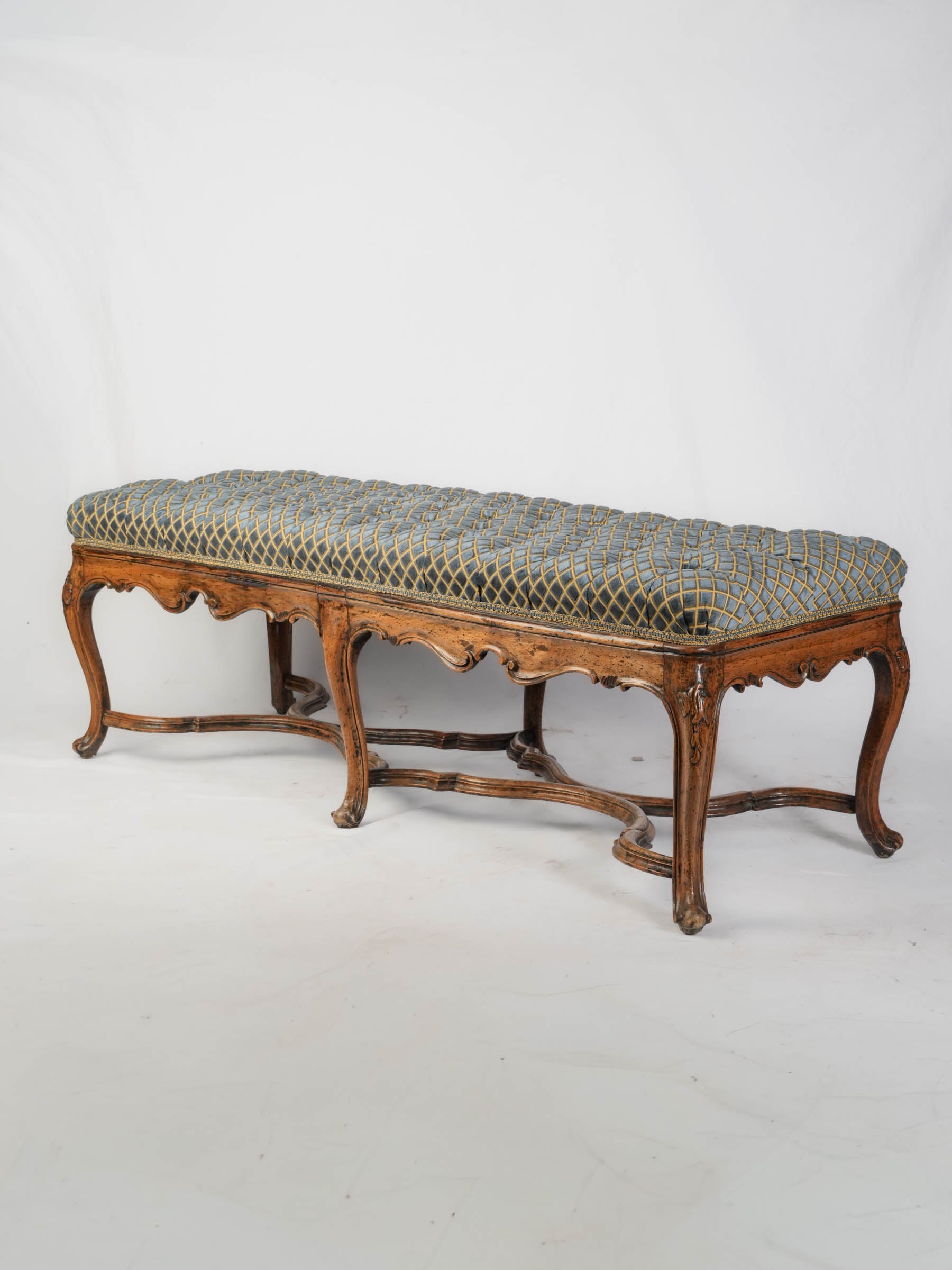 18th-Century Walnut Rococo Banquette w/ Modern Tufted Velvet Upholstery - 54¾"