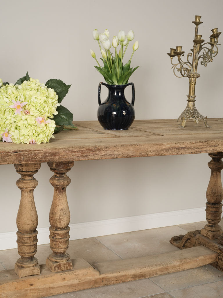 Durable oak wood French table