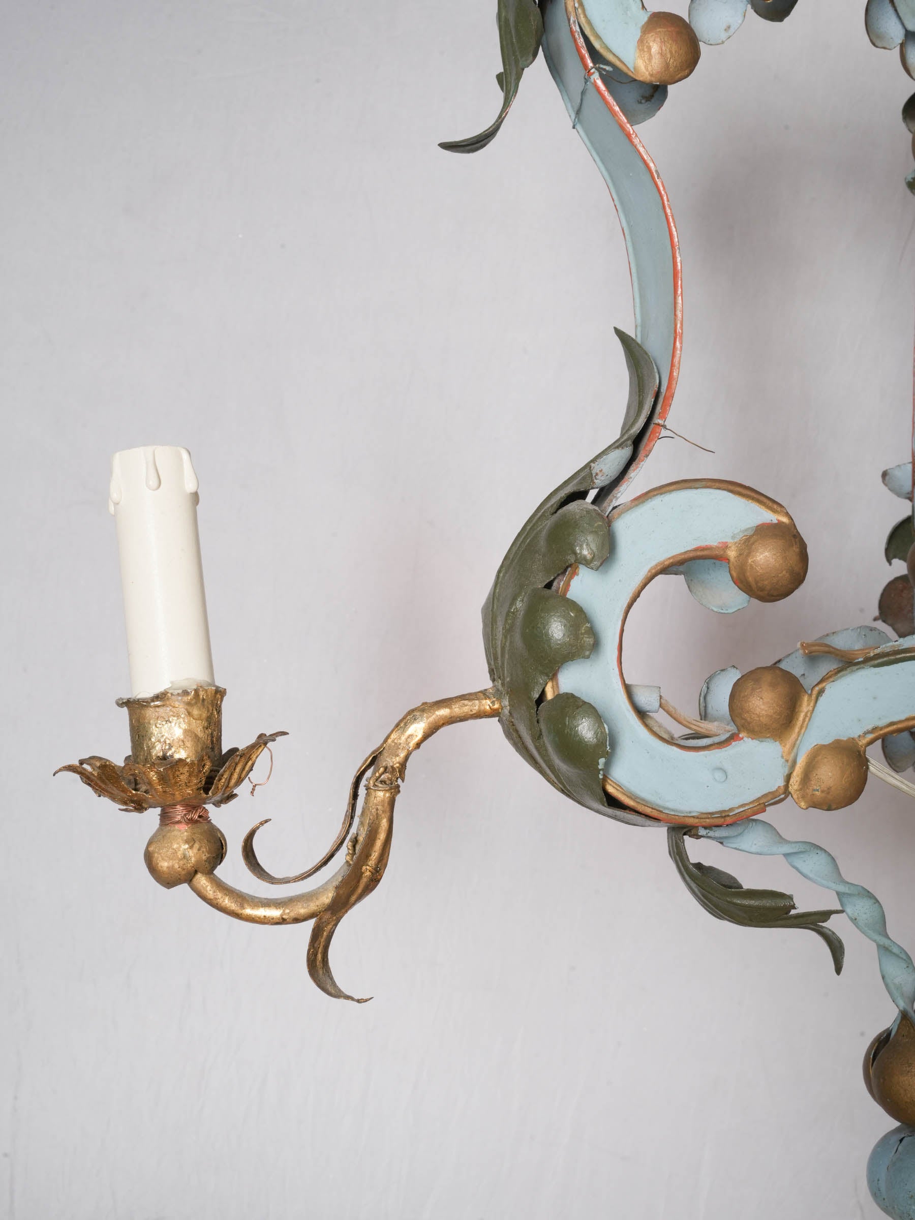 Small French or Italian Painted Tôle Three-Light Chandelier, Early 20th Century - 41" x 21¼"