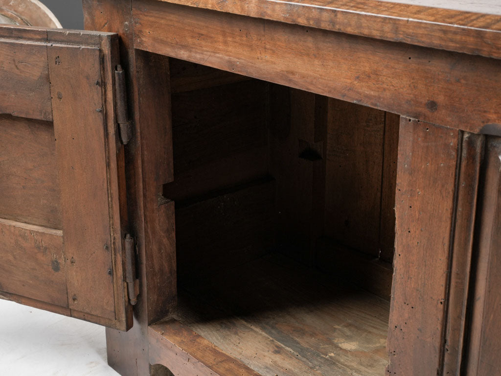 Classic aged wood entryway bench  