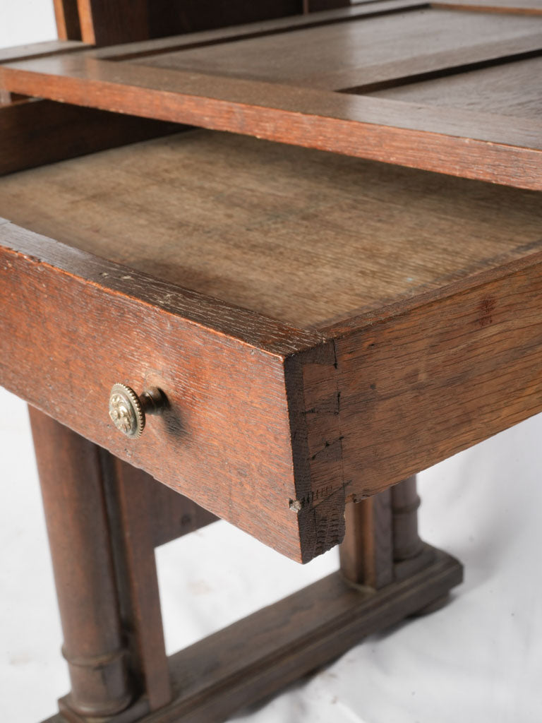 Smooth height-adjust adjustable table