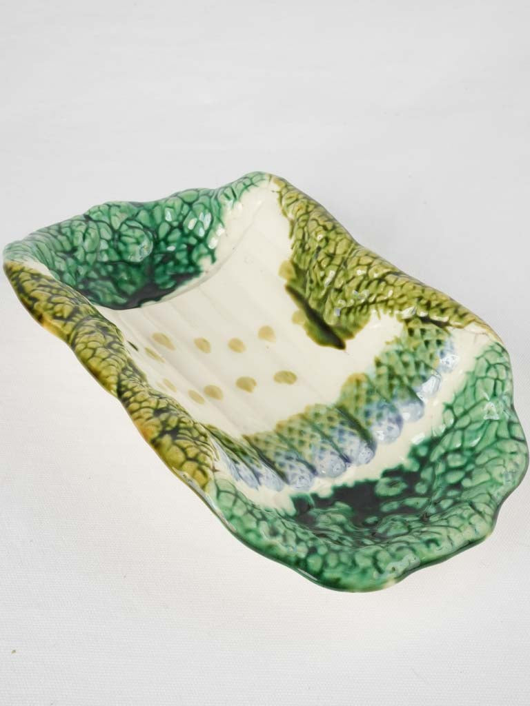 Museum-quality Lorraine faience asparagus dish