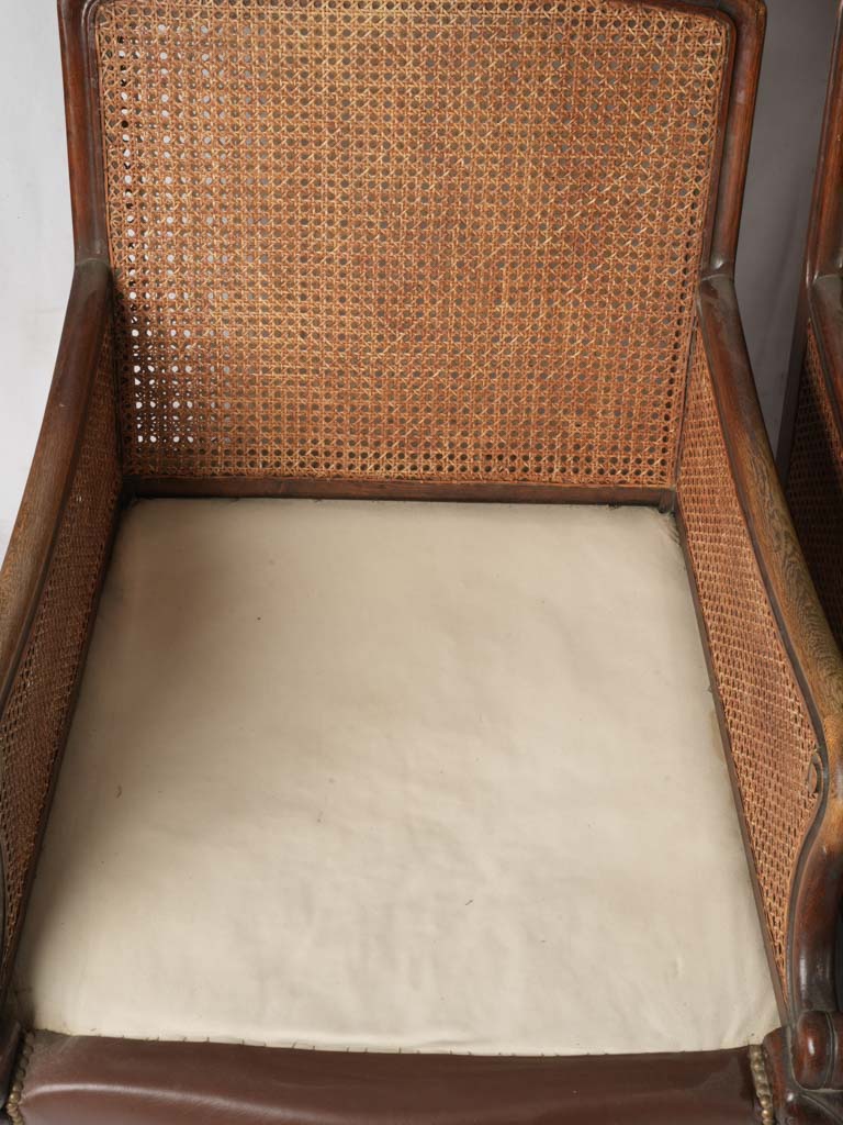 Scroll feet support chairs  