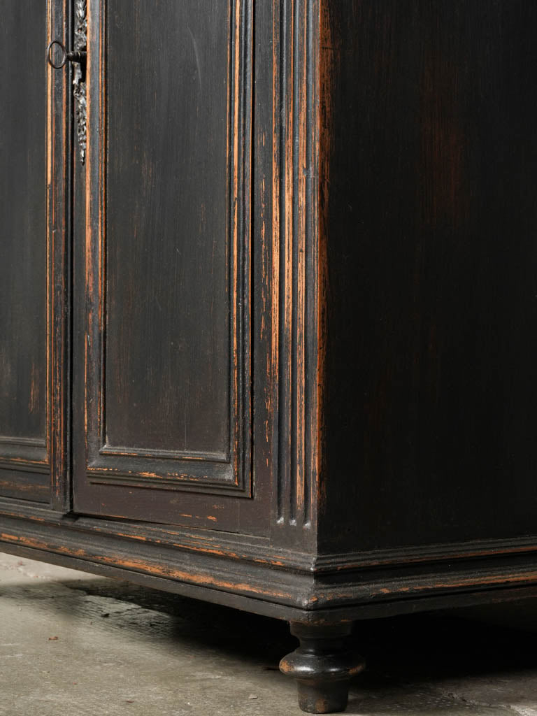 Timeless French-style hutch display  