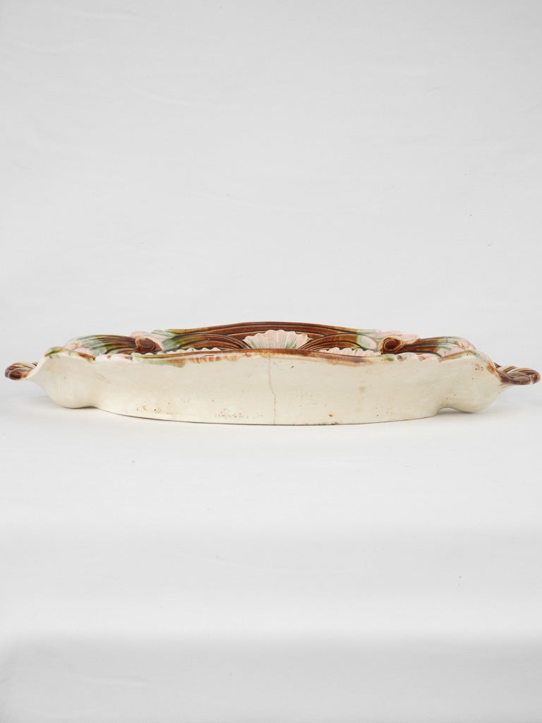 Early 20th-century decorative Majolica plate