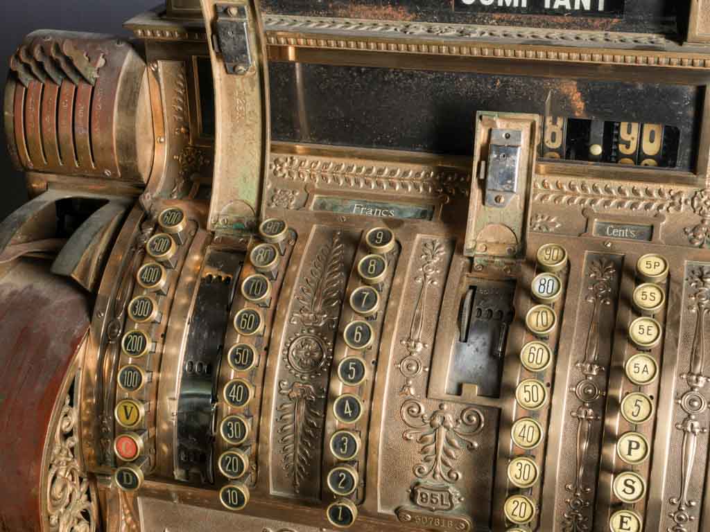 Opulent presentation cash register