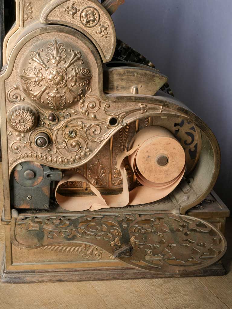 Sculptural focal-point cash register