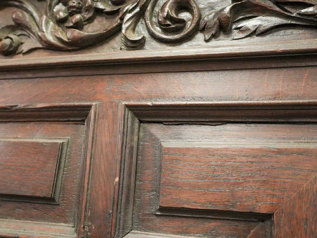 Decorative panel oat buffet 