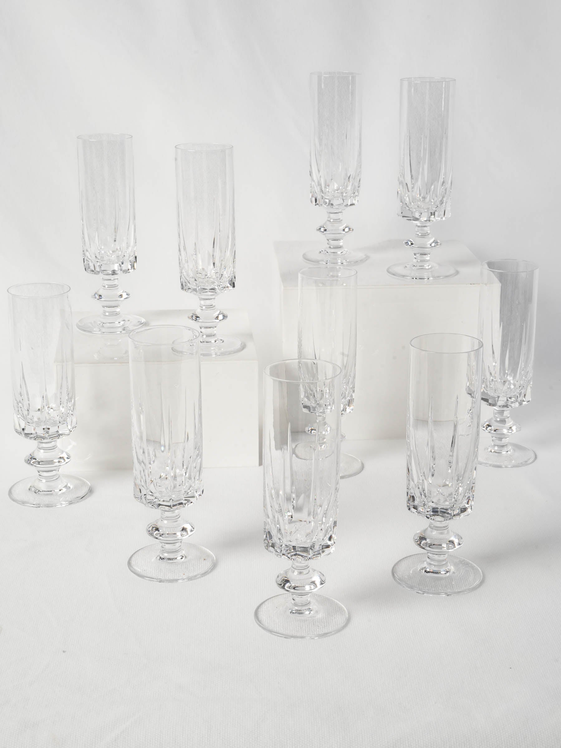 Set of 10 Elegant Cut-Crystal Champagne Flutes - 6¼"