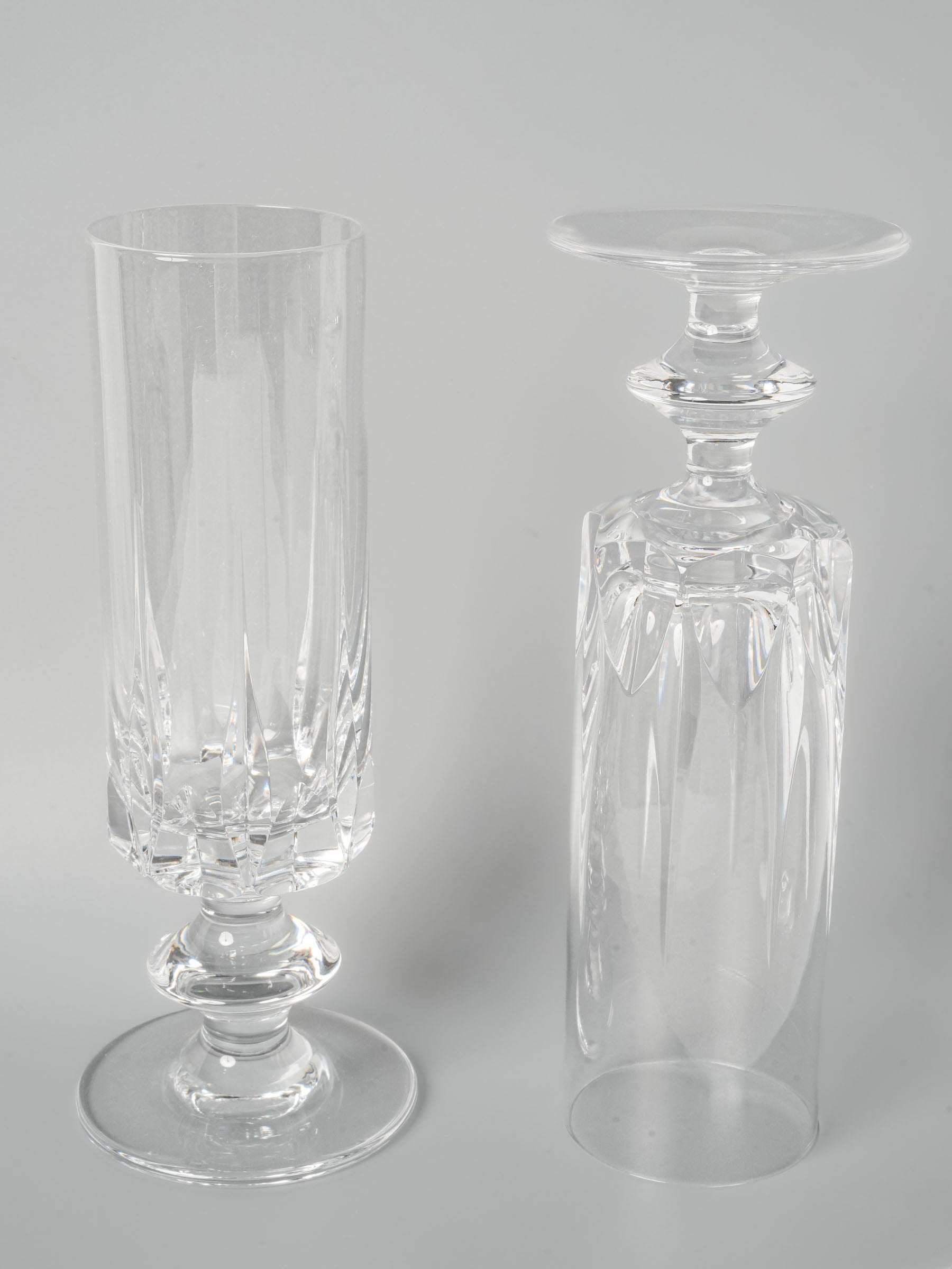 Set of 10 Elegant Cut-Crystal Champagne Flutes - 6¼"
