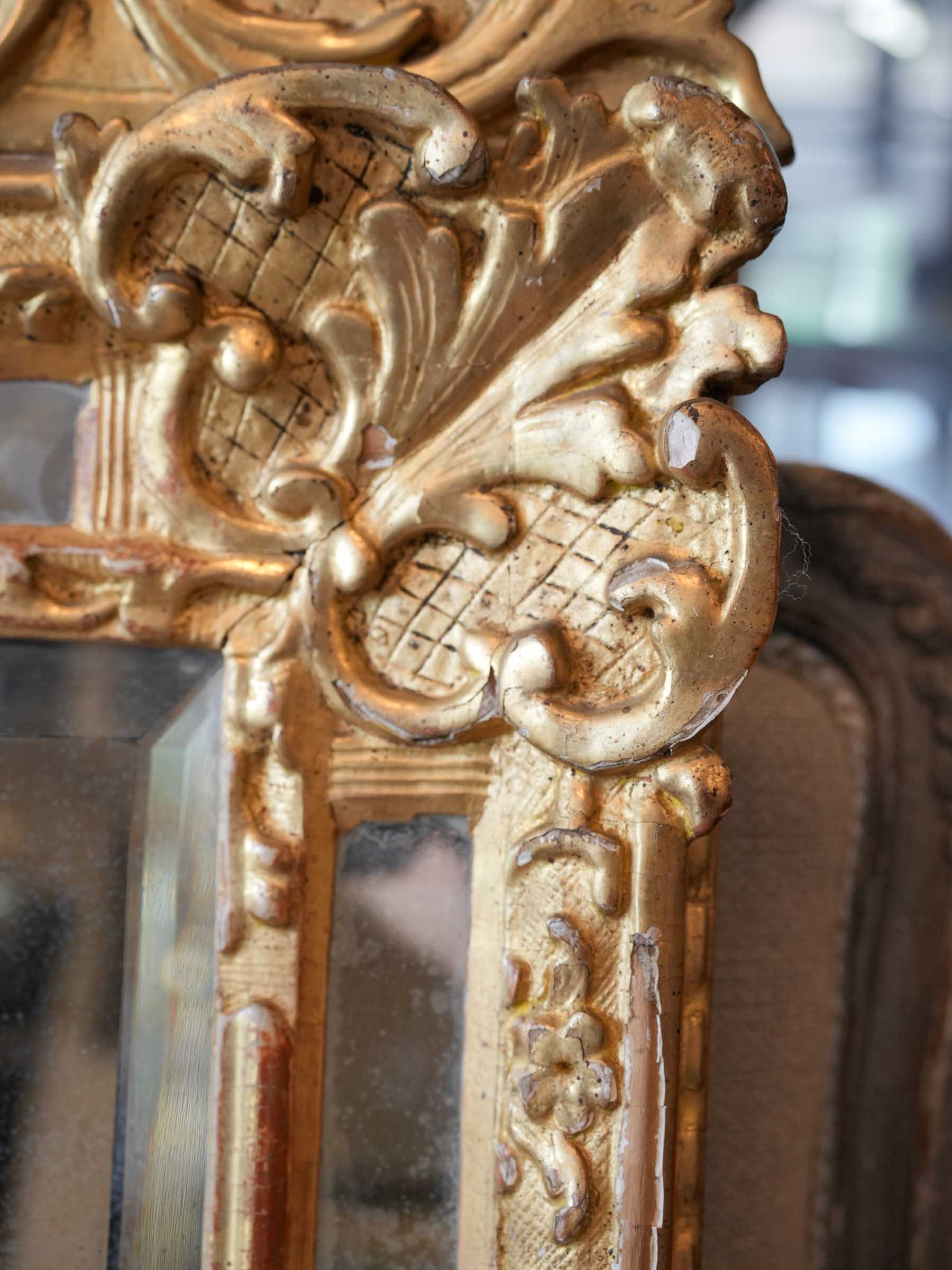 Dazzling Régence Gilt Mirror w/ Parcloses, Early 18th Century - 39½" x 21¼"