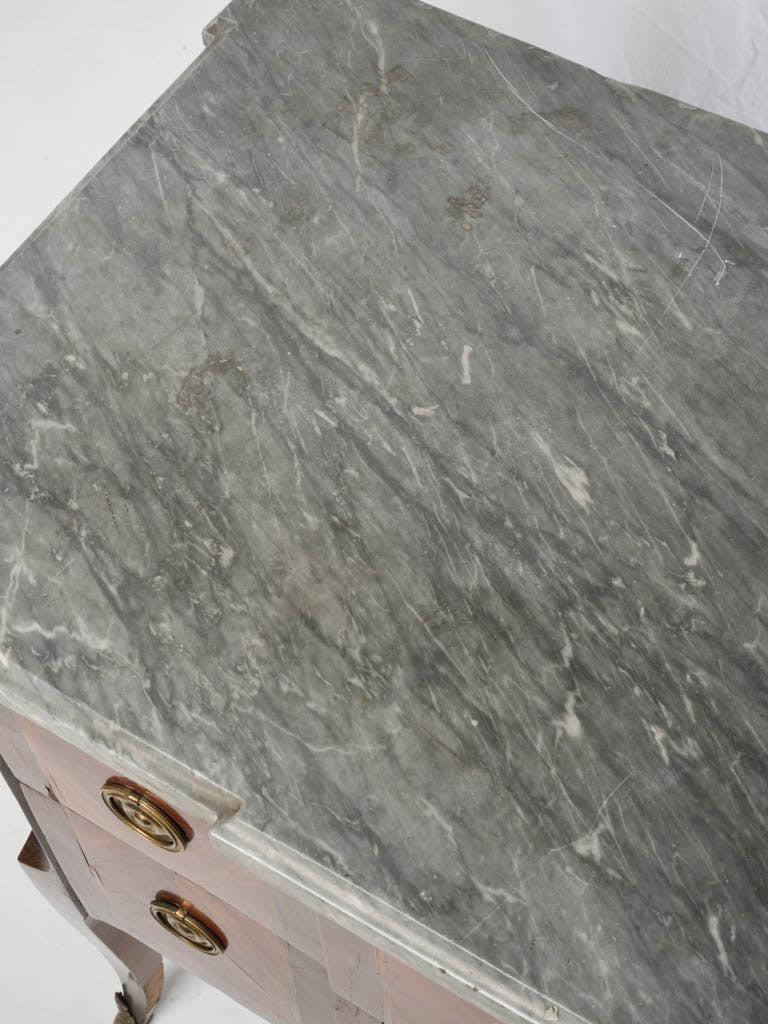 Sophisticated gilt-bronze mount commode  