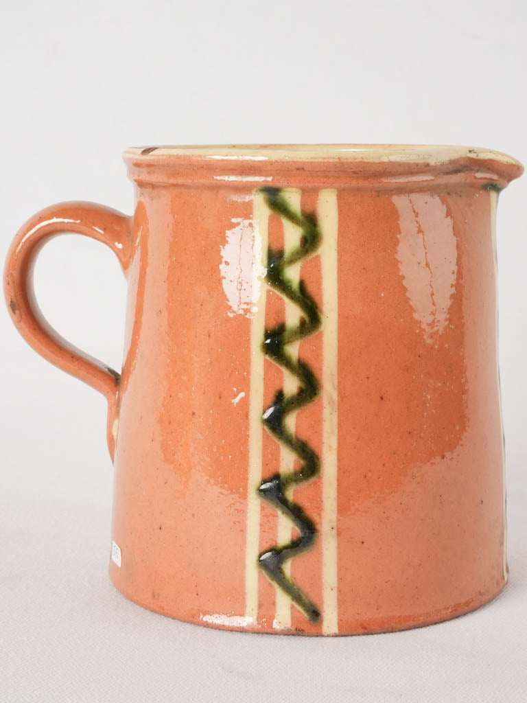 Antique water pitcher from Savoy w/ zigzag 6¼"