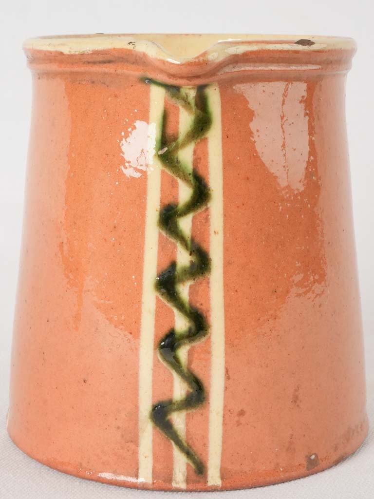 Antique water pitcher from Savoy w/ zigzag 6¼"