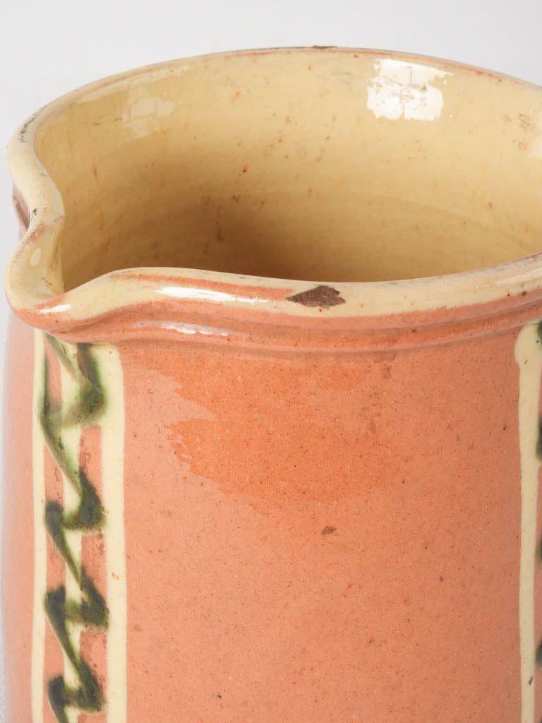 Antique water pitcher from Savoy w/ zigzag 6¼"
