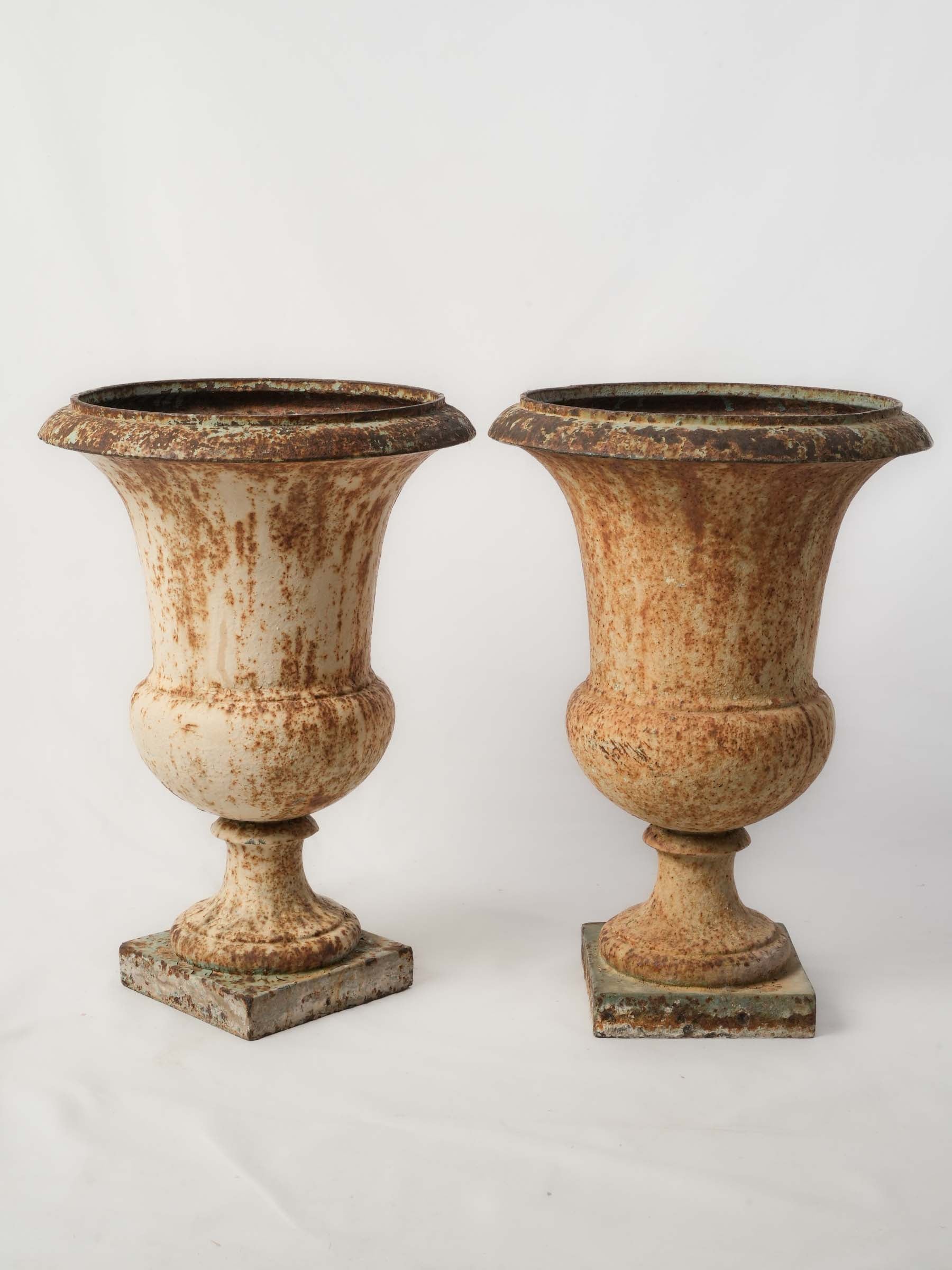 Pair of Neoclassical Cast Iron Medici Urns w/ Rich Oxidized Patina - 21¼" x 15"