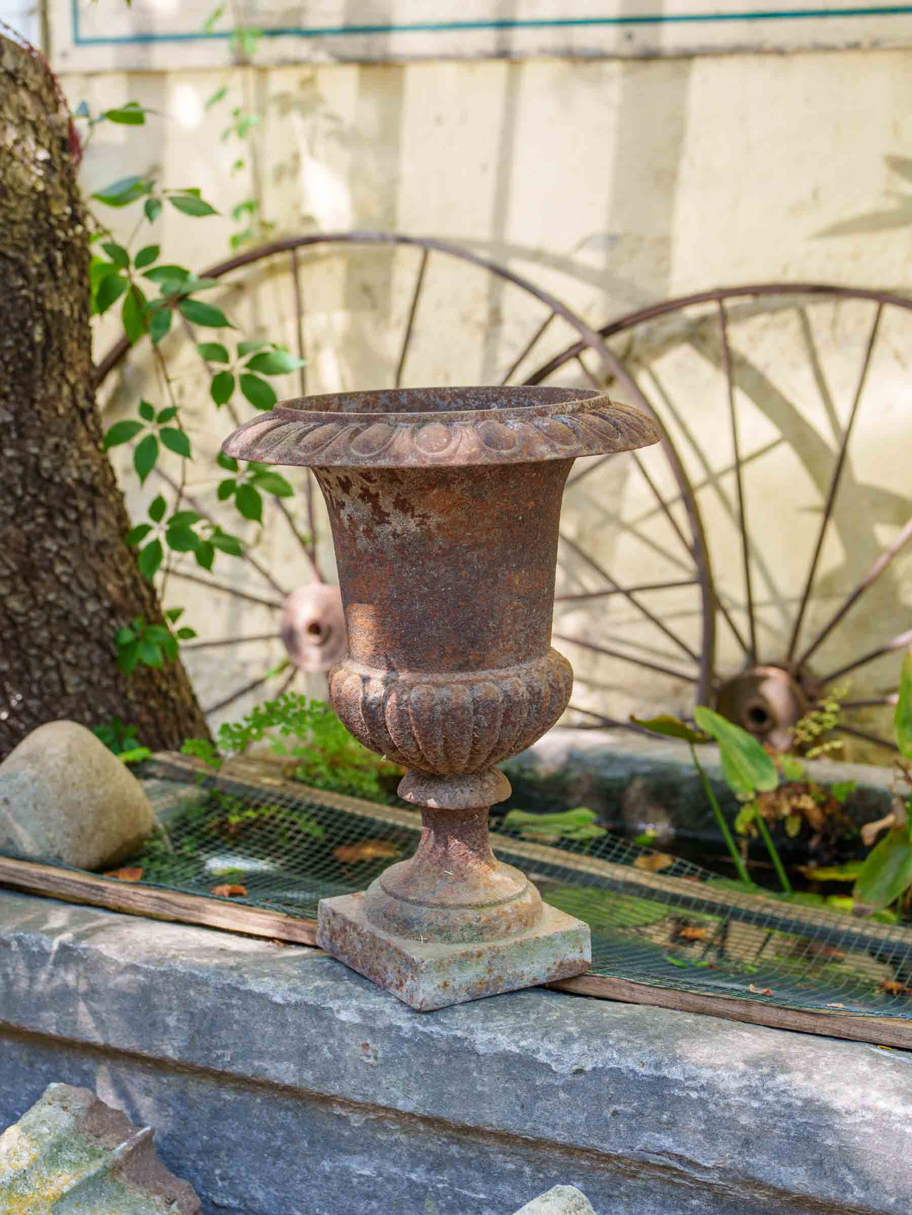 Petite Pair of 19th-Century Cast-Iron Medici Garden Urns - 18" x 13½"