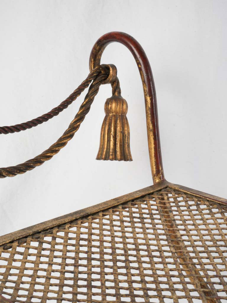 Sculpted tassel vintage-stool  