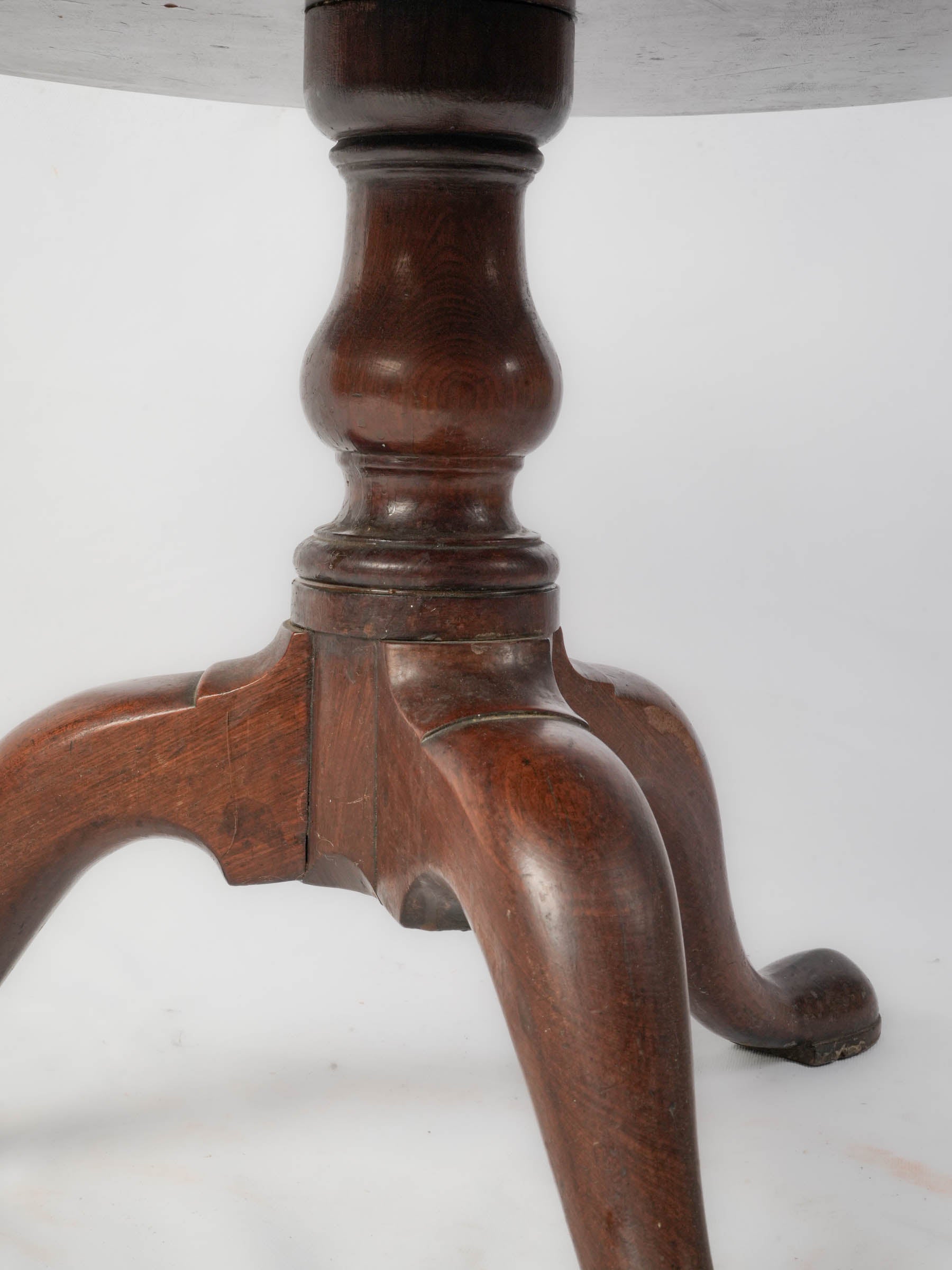 Large Victorian Mahogany Three-Tier Dumbwaiter - 41¾"