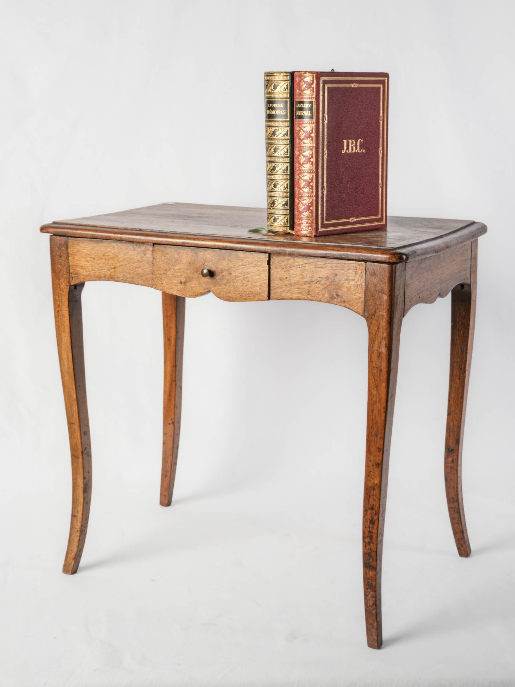 French Louis XV-Style Walnut Side Table with Single Drawer, Early to Mid-20th Century - 25½"H x 21¾"L