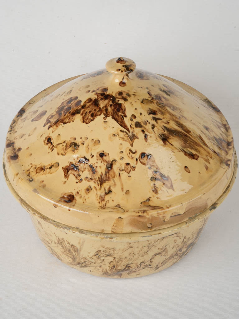 Vintage lidded French marmite