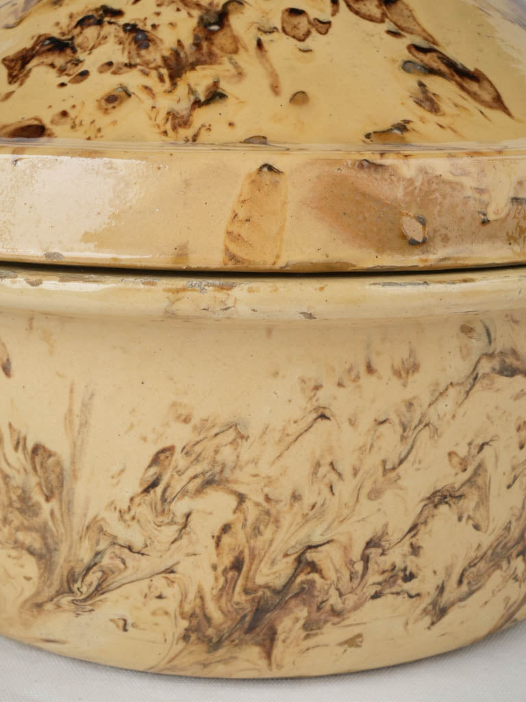 Textured French heritage cookware