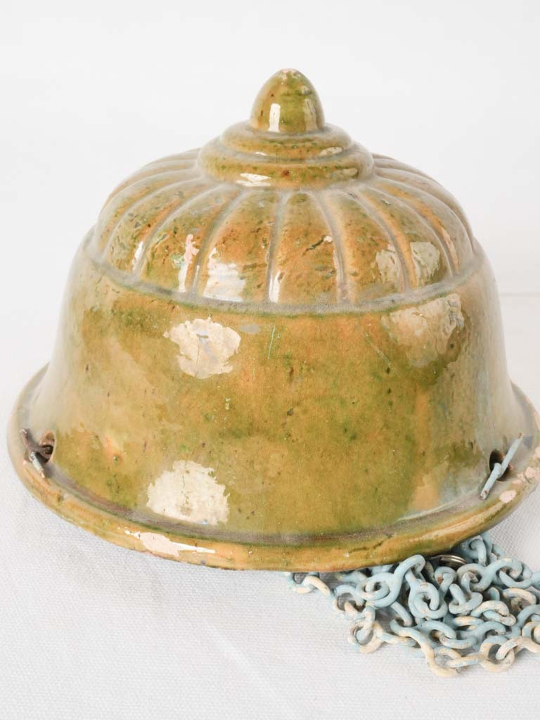 Green ceramic hanging flower planter 9½"