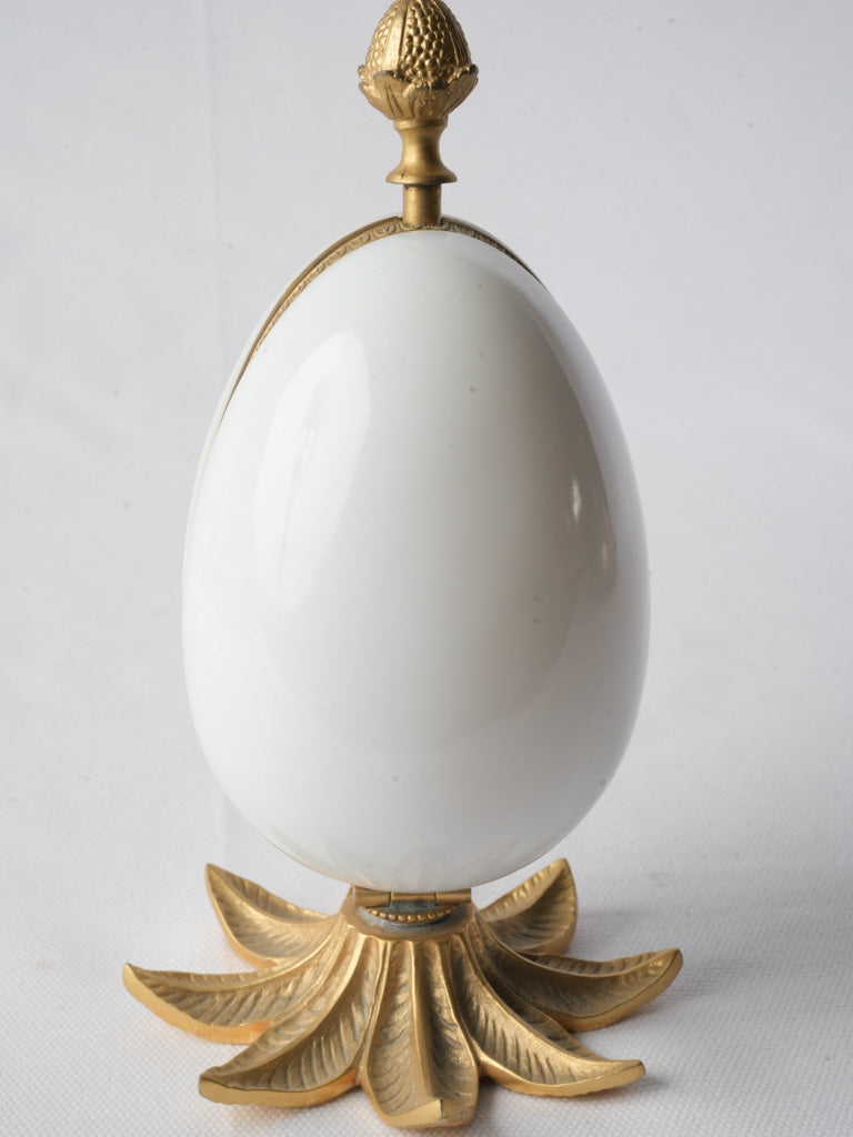Exquisite Parisian opaline fragrance holder