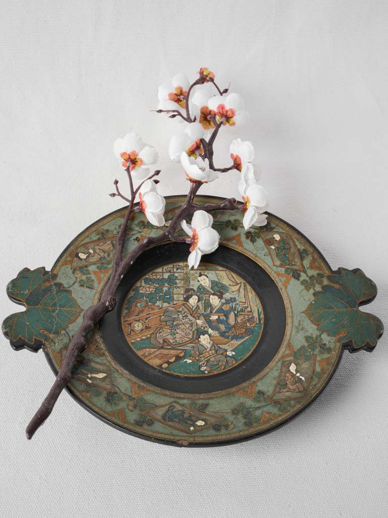 Vintage Japanese papier-mâché tray