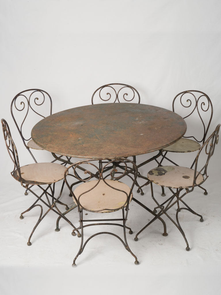 Historical painted French garden furniture