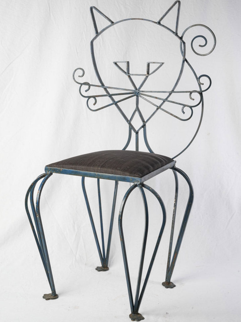 Unique provincial atelier design chairs.