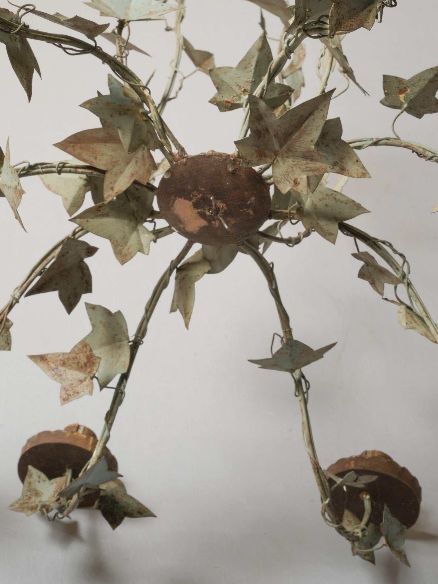 Italian Painted Tôle Eight-Light Ivy Chandelier, c. 1960 - 23¾" x 26"
