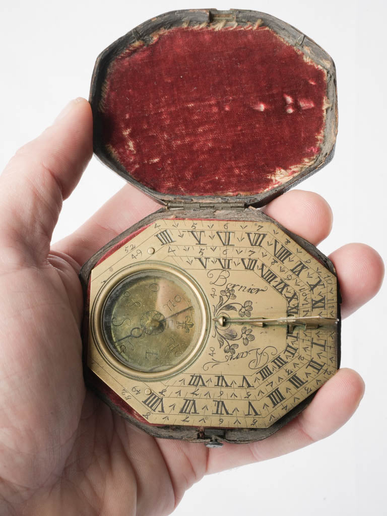 Parisian Butterfield-type sundial compass