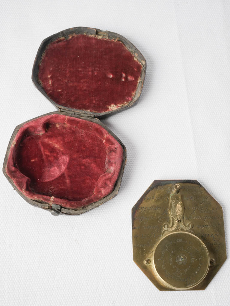 Patina-rich French pocket sundial