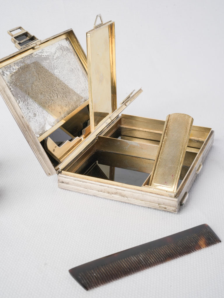 Classic geometric clasp minaudière