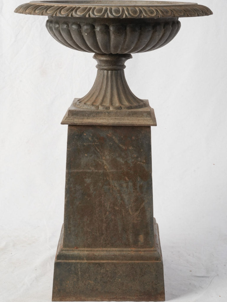 Sculptural tapered pedestal urn