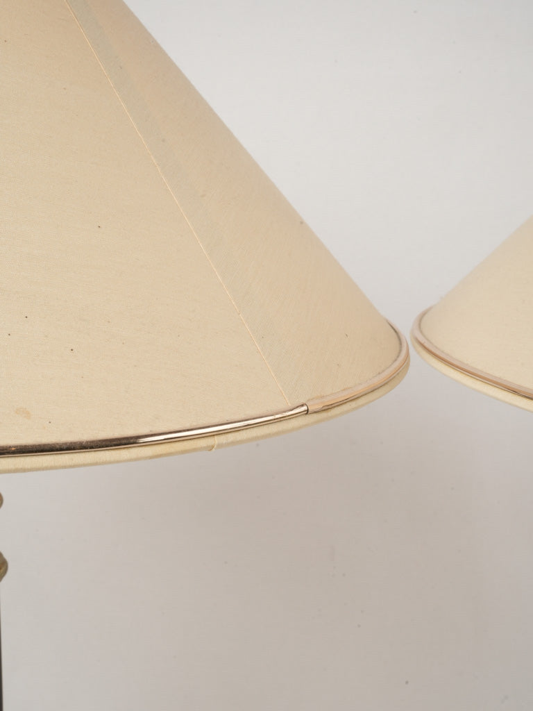 Classic black lacquer lamps